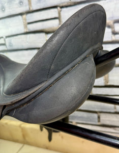 17” Wide/Changeable Gullet Wintec 2000 GP Saddle - Black