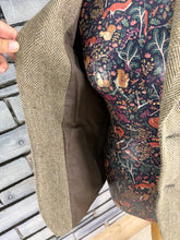 Load image into Gallery viewer, English Maids Tweed Jacket - Size 33/34 - Wool Tweed - Hunter/Hacking/Showing M&amp;M