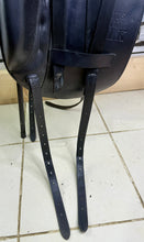 Load image into Gallery viewer, 18” Medium Albion SLK II Adjusta LH Dressage Saddle - Black