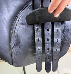 16” Wide Santa Cruz Pony GP Saddle - Black