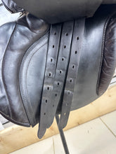 Load image into Gallery viewer, 17” Medium Ideal International Event Saddle - Brown