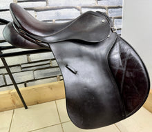 Load image into Gallery viewer, 16 1/2” MW English GP Saddle - Brown