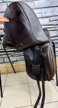 Load image into Gallery viewer, 17” MW Spalding Britannica Cadence Dressage Saddle - Brown