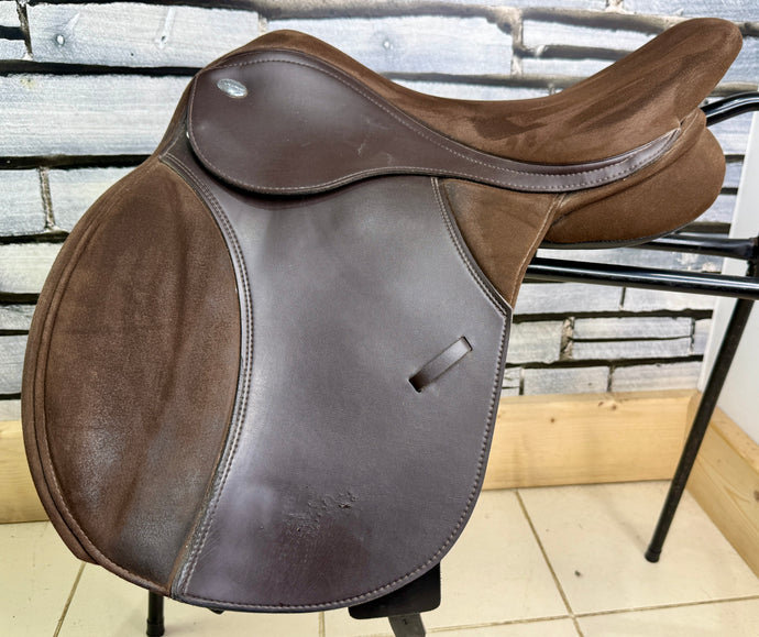 17” MW/Changeable Gullet Thorowgood Cob Plus GP Saddle - Brown