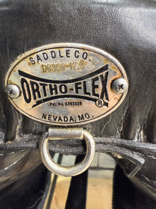 17 1/2” Wide Orthoflex Panel Saddle - Black