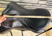 Load image into Gallery viewer, 17 1/2” Wide Cardinel English Dressage Saddle - Black - Flocked - Big Blocks