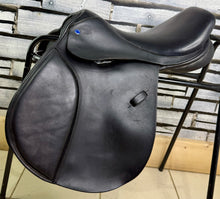 Load image into Gallery viewer, 16” MW Rich &amp; Sons Shoulder Relief Pony Jump Saddle - Black