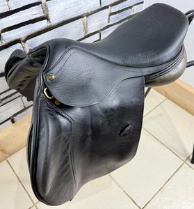 17 1/2” Medium Henri De Rivel Jump Saddle - Black