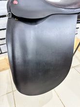 Load image into Gallery viewer, 16 1/2” Wide Kings Saddlery Show/WH Saddle - Brown