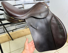 Load image into Gallery viewer, 17 1/2” MW Ideal VSD/GP Saddle - Brown