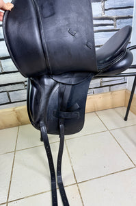 18” MW Albion Legend K2 Dressage Saddle - Black