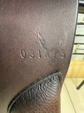 Load image into Gallery viewer, 17 1/2” MW Winners Circle Jump Saddle - Brown