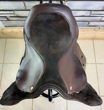 Load image into Gallery viewer, 16 1/2” MW-XW/Changeable Gullet Equextra Cob GP Saddle - Brown