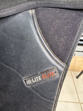 Load image into Gallery viewer, 17” Wide  HiLite Elite Cob Flexi GP Saddle - Black - Extra Wide