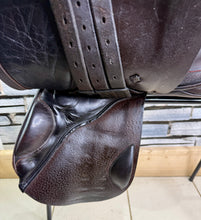 Load image into Gallery viewer, 16 1/2” Wide Barnsby English Pony GP/Jump Saddle - Brown