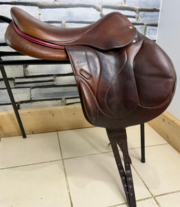 17 1/2” MW Devoucoux Chiberta O Jump Saddle - Brown