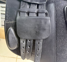 Load image into Gallery viewer, 16” XXW Harry Dabbs Avanti Pony GP Saddle - Black