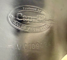 Load image into Gallery viewer, 17 1/2” Medium/Changeable Gullet Bates Caprilli GP Saddle - Black