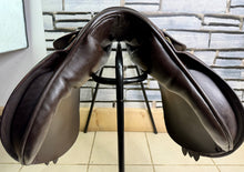 Load image into Gallery viewer, 17 1/2” MW Saferide English GP Saddle - Brown