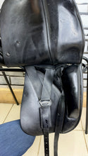 Load image into Gallery viewer, 17” MW Ideal/Martin Wilkinson Suzannah Dressage Saddle - Black