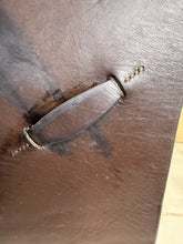 Load image into Gallery viewer, 17” XW Farrington Cob VSD Saddle - Brown