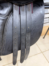 Load image into Gallery viewer, 15” Medium English Leather Pony GP/WH Working Hunter Saddle - Black