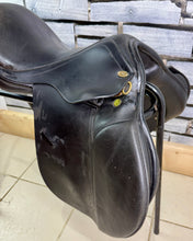 Load image into Gallery viewer, 16” Wide Santa Cruz Pony GP Saddle - Black