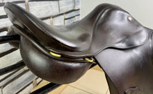 Load image into Gallery viewer, 17” MW Jeffries Falcon English Event GP Saddle - Brown