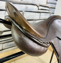 Load image into Gallery viewer, 17 1/2” Wide M&amp;J Saddlery English GP Saddle - Brown