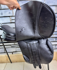 17-17 1/2” MW Henri De Rivel Jump Saddle - Black