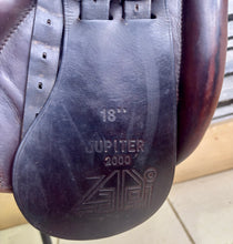Load image into Gallery viewer, 18” Medium Zaldi Jupiter GP/Jump Saddle - Brown