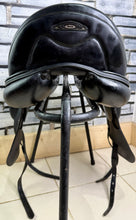 Load image into Gallery viewer, 17” Medium Prestige Engelke D2 Dressage Saddle - Black