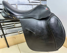 Load image into Gallery viewer, 17 1/2” Wide-XW Jeffries Falcon English Event GP Saddle - Black
