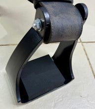 Load image into Gallery viewer, 15” Wintec Western Saddle - Black