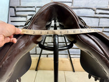 Load image into Gallery viewer, 17 1/2” Wide Eclipse Saddlery English GP Saddle - Brown