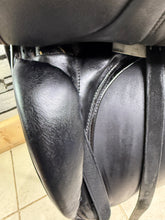 Load image into Gallery viewer, 16 1/2” 32/Wide Stubben Dressage Saddle - Brown