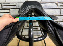 Load image into Gallery viewer, 16” MW Rich &amp; Sons Shoulder Relief Pony Jump Saddle - Black