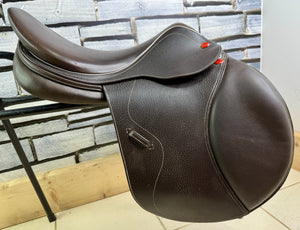 17” MW/Wide Whitaker Madrid Jump Saddle - Brown