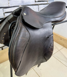 17” MW Pariani Close Contact Jump Saddle - Brown
