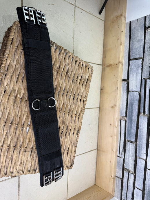 S/H 24” Waffle Padded Cob Dressage/Roller Girth - Black