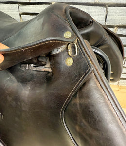 17” MW Pariani Close Contact Jump Saddle - Brown