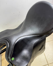 Load image into Gallery viewer, 17 1/2” MW Ideal 1350 GP Saddle - Black - Big Blocks - English Leather