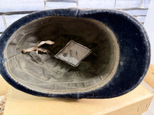 Load image into Gallery viewer, S/H Beautiful Vintage Patey Beagler Riding/Showing Hat - 6 5/8