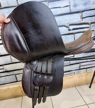 Load image into Gallery viewer, 17 1/2” Wide Ideal VSD/WH English Saddle - Brown - Working Hunter Cob - Part Suede