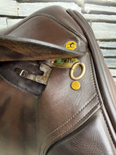 Load image into Gallery viewer, 17-17 1/2” Wide Excelle English GP Saddle - Brown