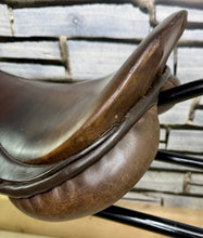 Load image into Gallery viewer, 17 1/2” Wide M&amp;J Saddlery English GP Saddle - Brown