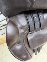 Load image into Gallery viewer, 17” MW Kieffer N. Koof FL Jump Saddle - Brown