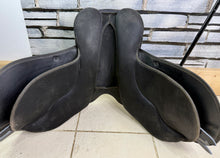 Load image into Gallery viewer, 17” XXW Thorowgood Maxam GP Saddle - Black - Extra Extra Wide -
