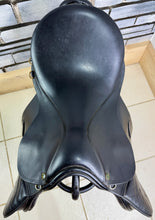 Load image into Gallery viewer, 17 1/2” MW Paul Jones GP Saddle - Black