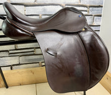 Load image into Gallery viewer, 17” MW Ideal 1350 GP Saddle - Brown